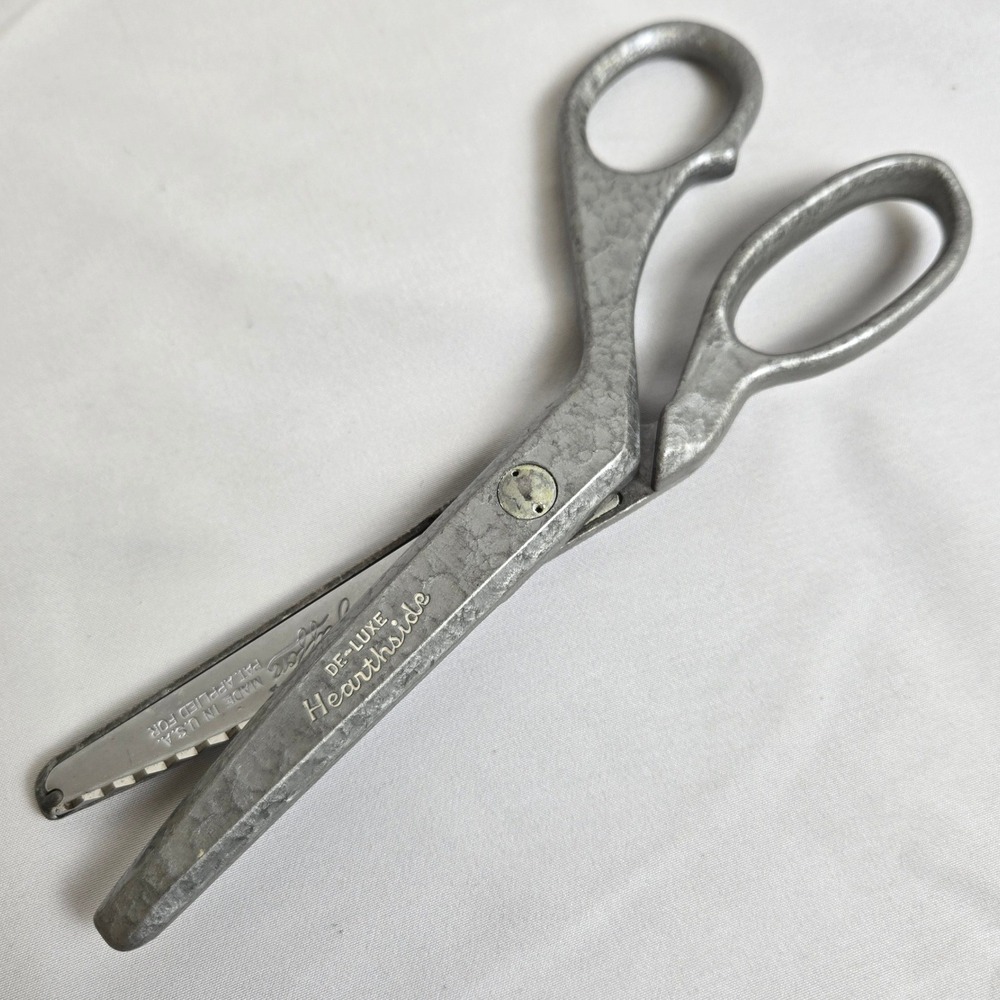 Hearthside Griffon De-Luxe Pinking Shears Hammered‎ Metal Finish Vintage 7.5"